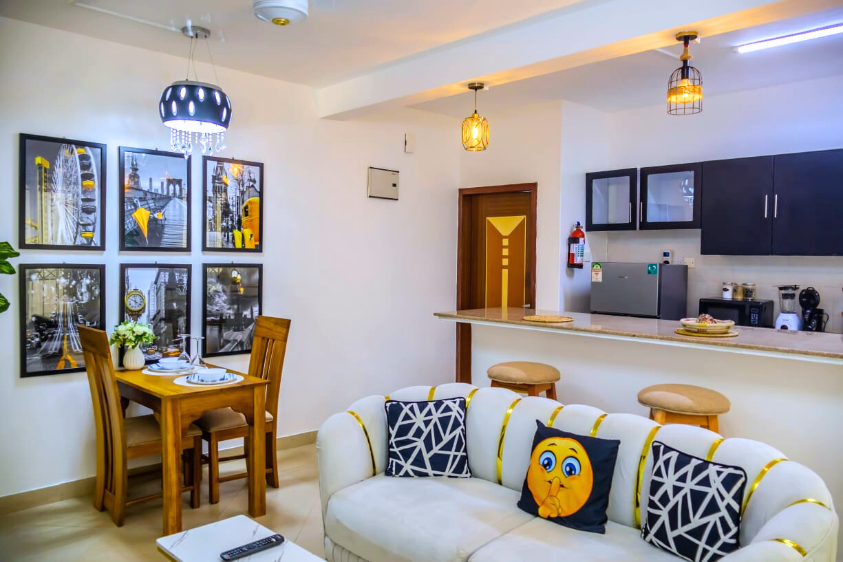 One Bedroom Apartment