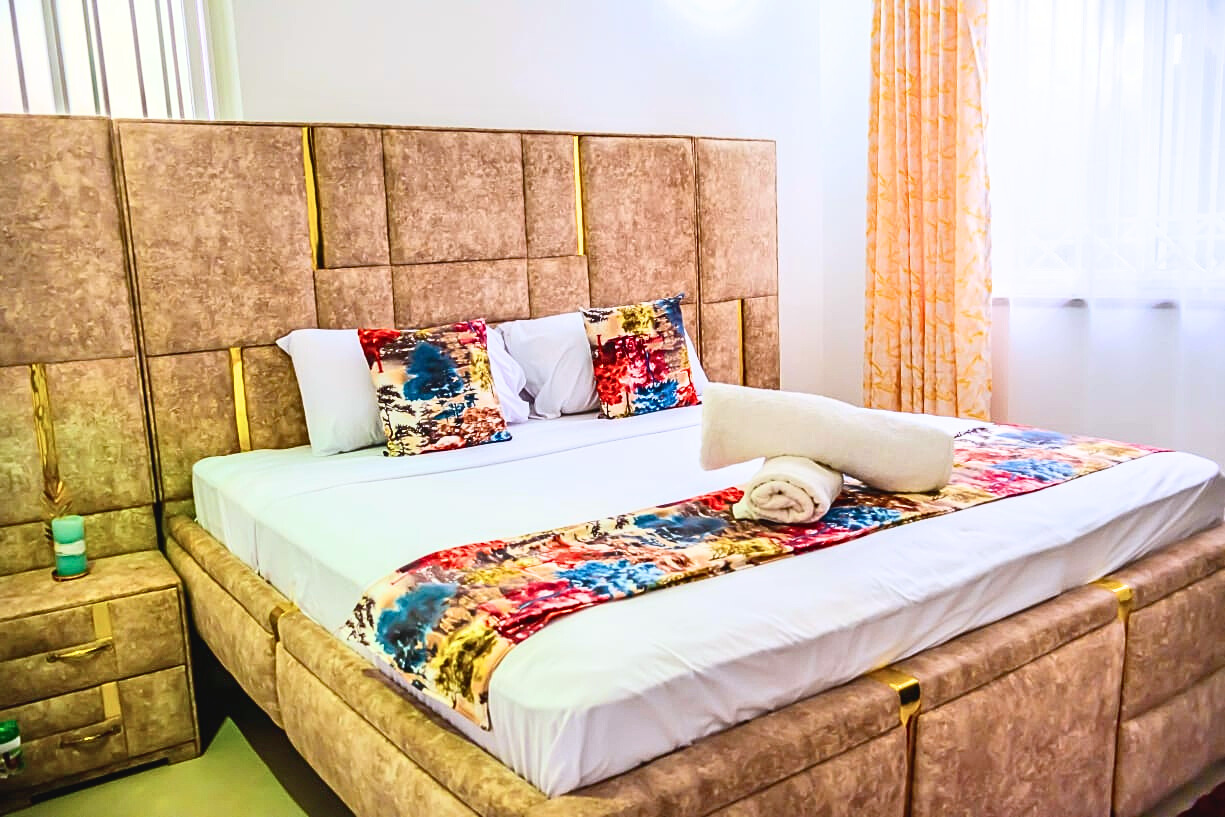 One Bedroom Apartment