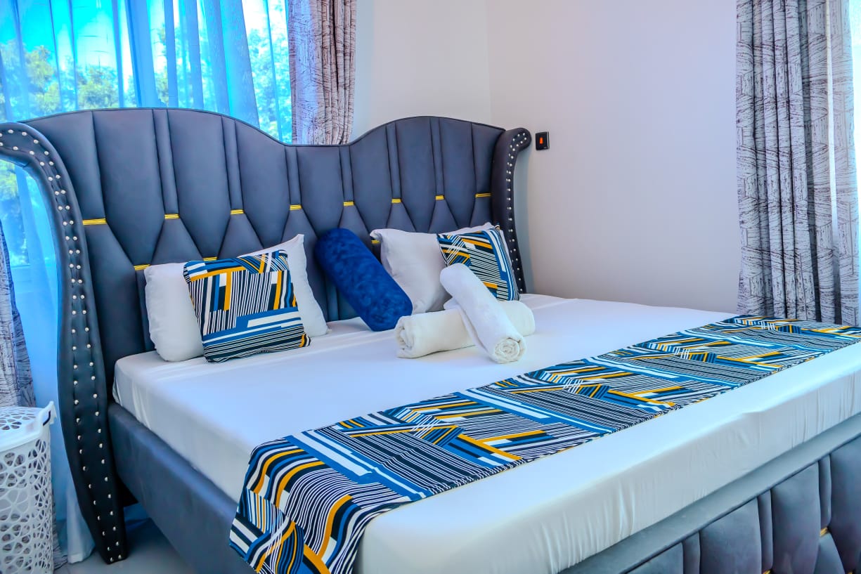 Luxurious 3 Bedroom Fully Furnished